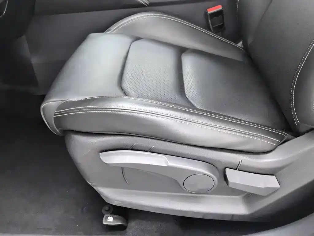 Geely Emgrand X6 2023 2021 Model PRO 1.4T Manual Premium
