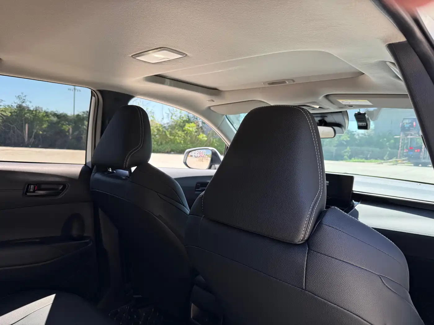 Toyota Frontlander 2024 2.0L CVT Leading Plus Edition фото 14