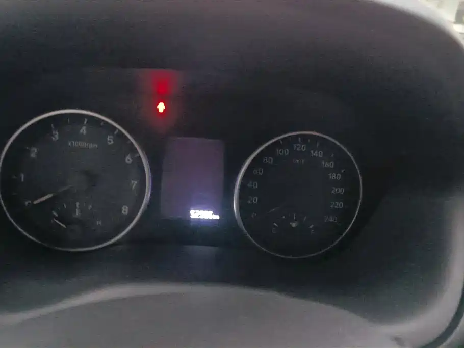 Hyundai Elantra 2018 1.6L Auto Joy GL (China V) фото 14