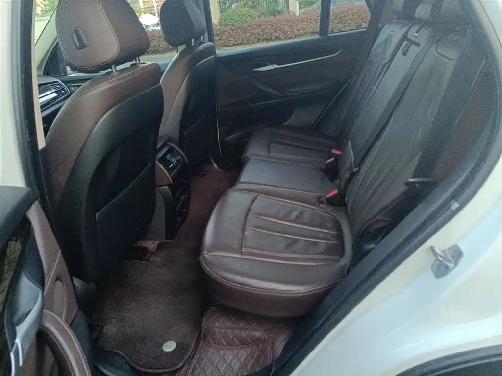 BMW X5 (Import) 2014 xDrive35i Leading фото 13