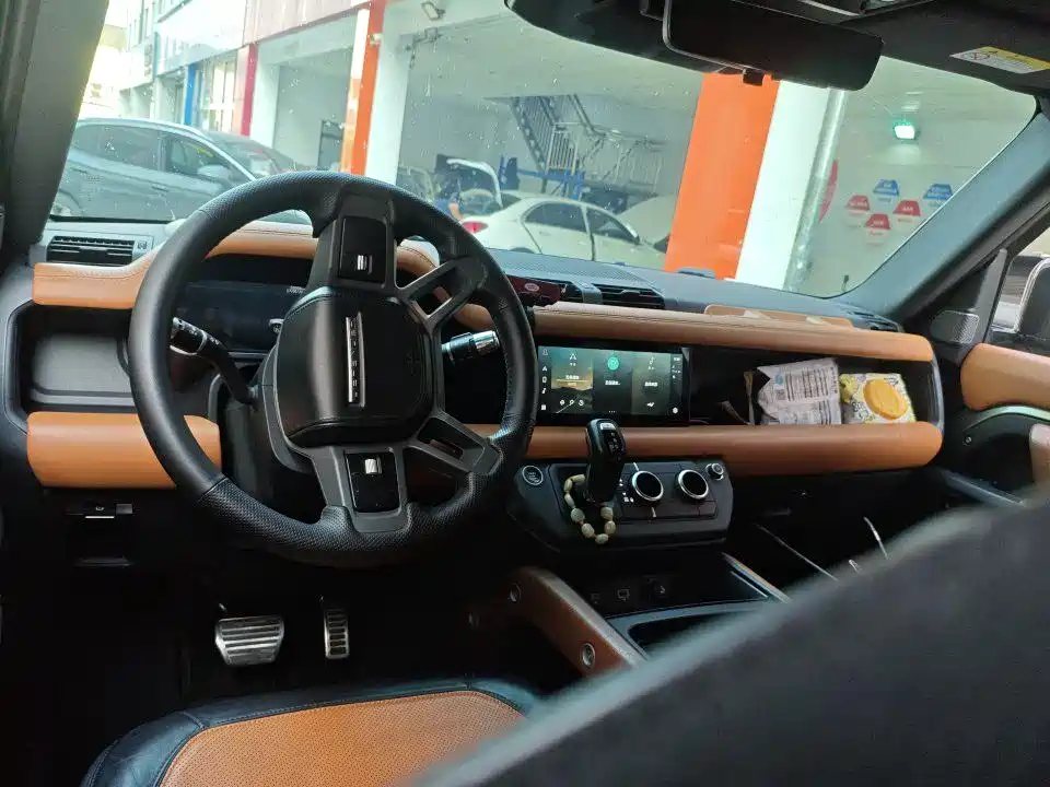 Land Rover Defender 2021 110 P400 X фото 5