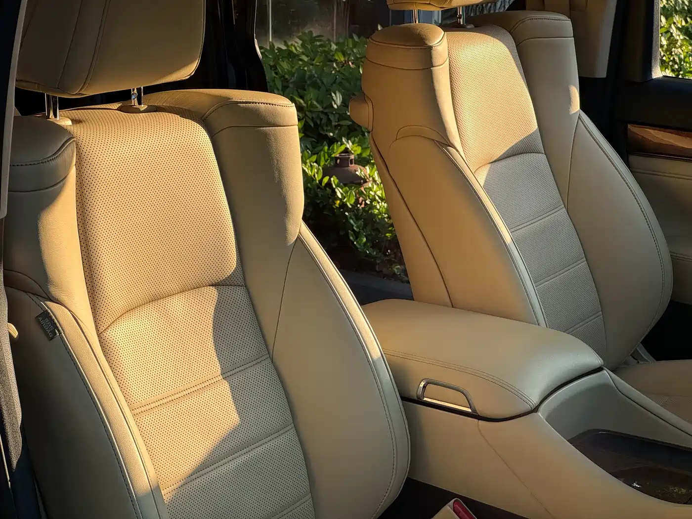 Toyota Alphard 2018 3.5L Premium фото 12