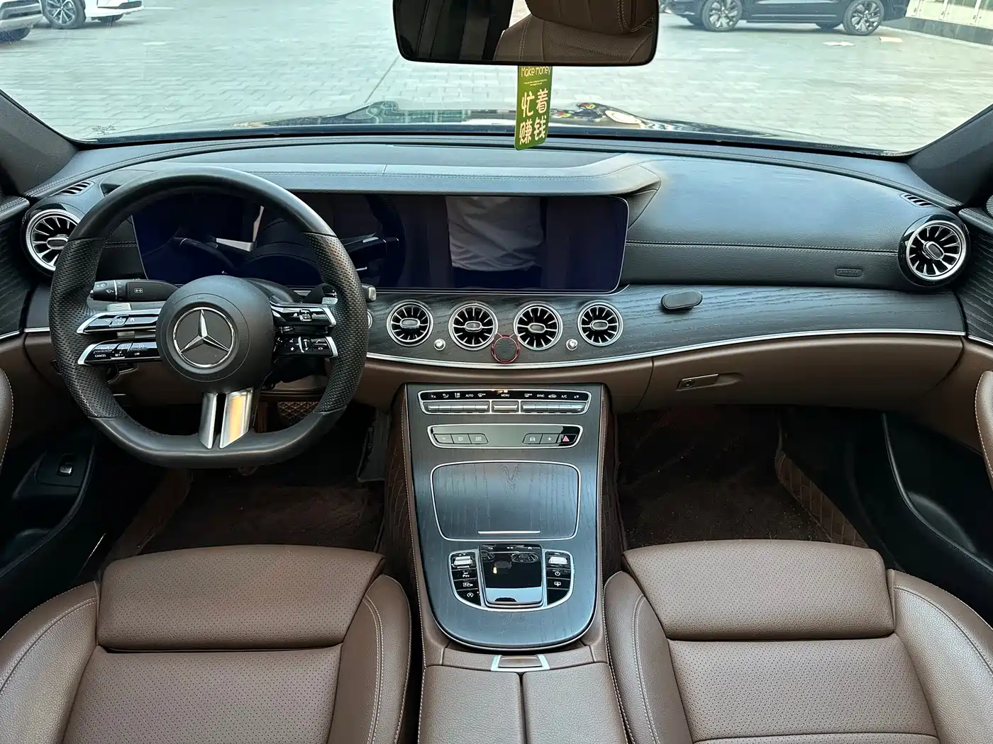 Mercedes-Benz E-Class 2022 E 300 L Sport Luxury фото 16