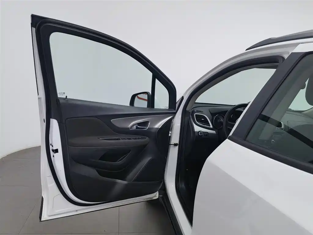 Buick Encore 2014 1.4T Automatic 2WD Urban Elite фото 8