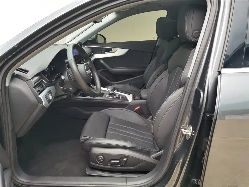 Audi A4L 2020 40 TFSI Luxury Dynamic фото 13