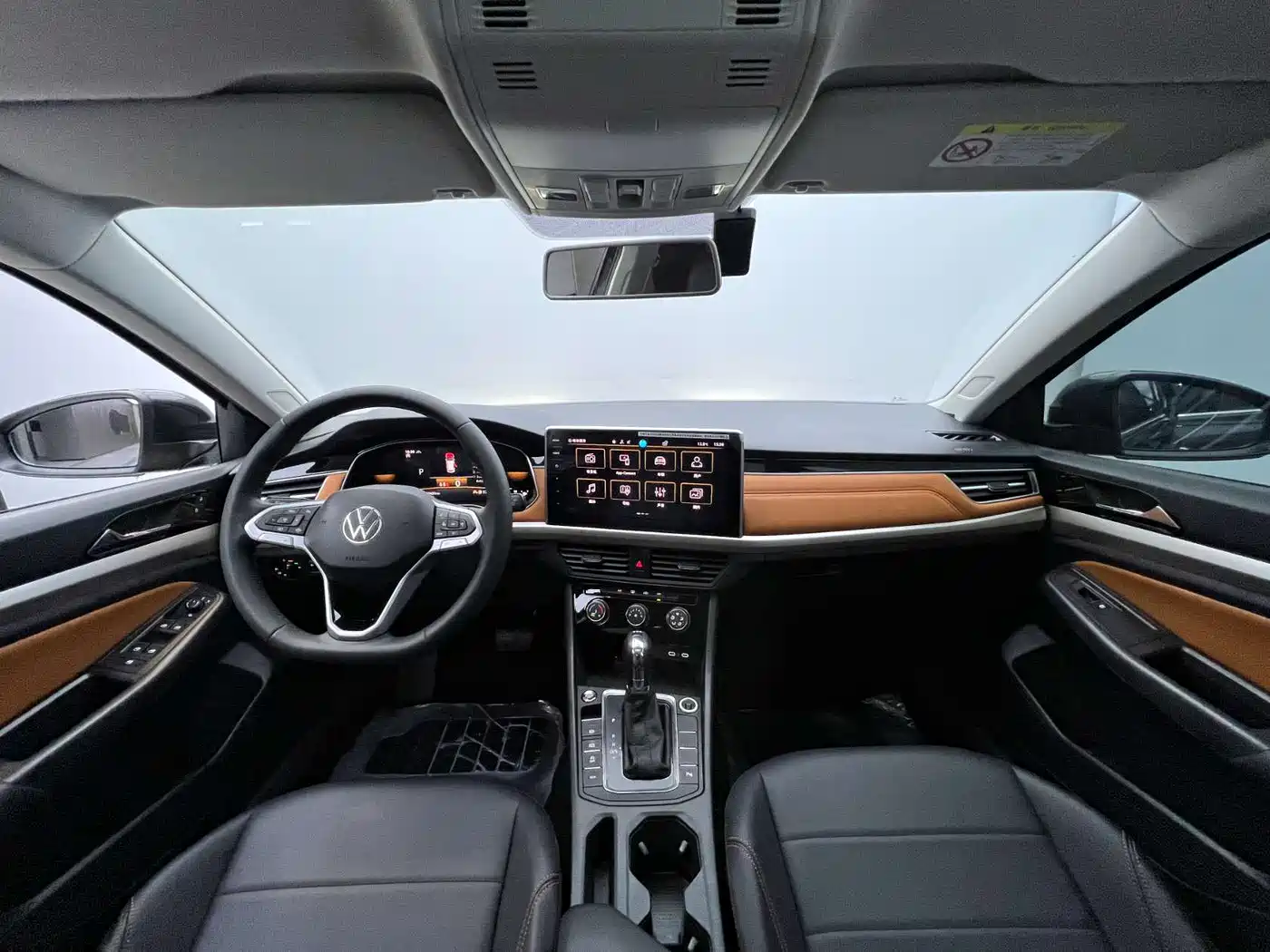 Volkswagen Bora 2023 Model 280TSI DSG Comfort Edition фото 24