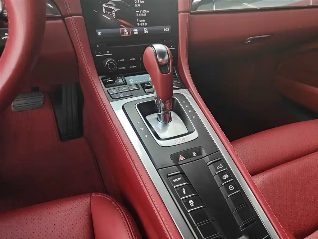 Porsche 718 2020 Cayman 2.0T фото 12
