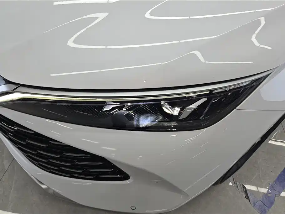BYD Qin L 2024 DM-i 120KM Leading фото 5