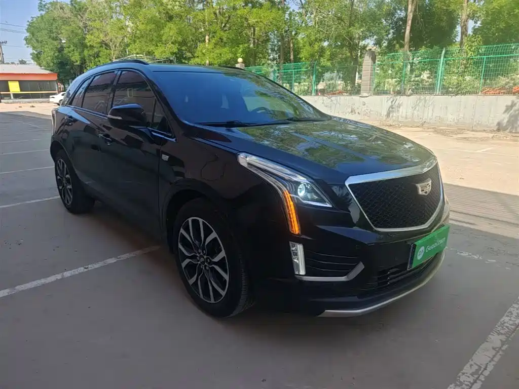 CADILLAC XT5