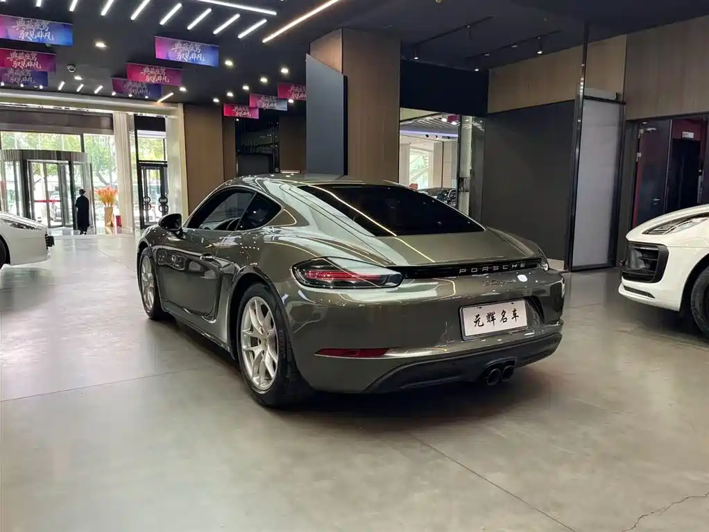 Porsche 718 2022 Cayman 2.0T фото 17