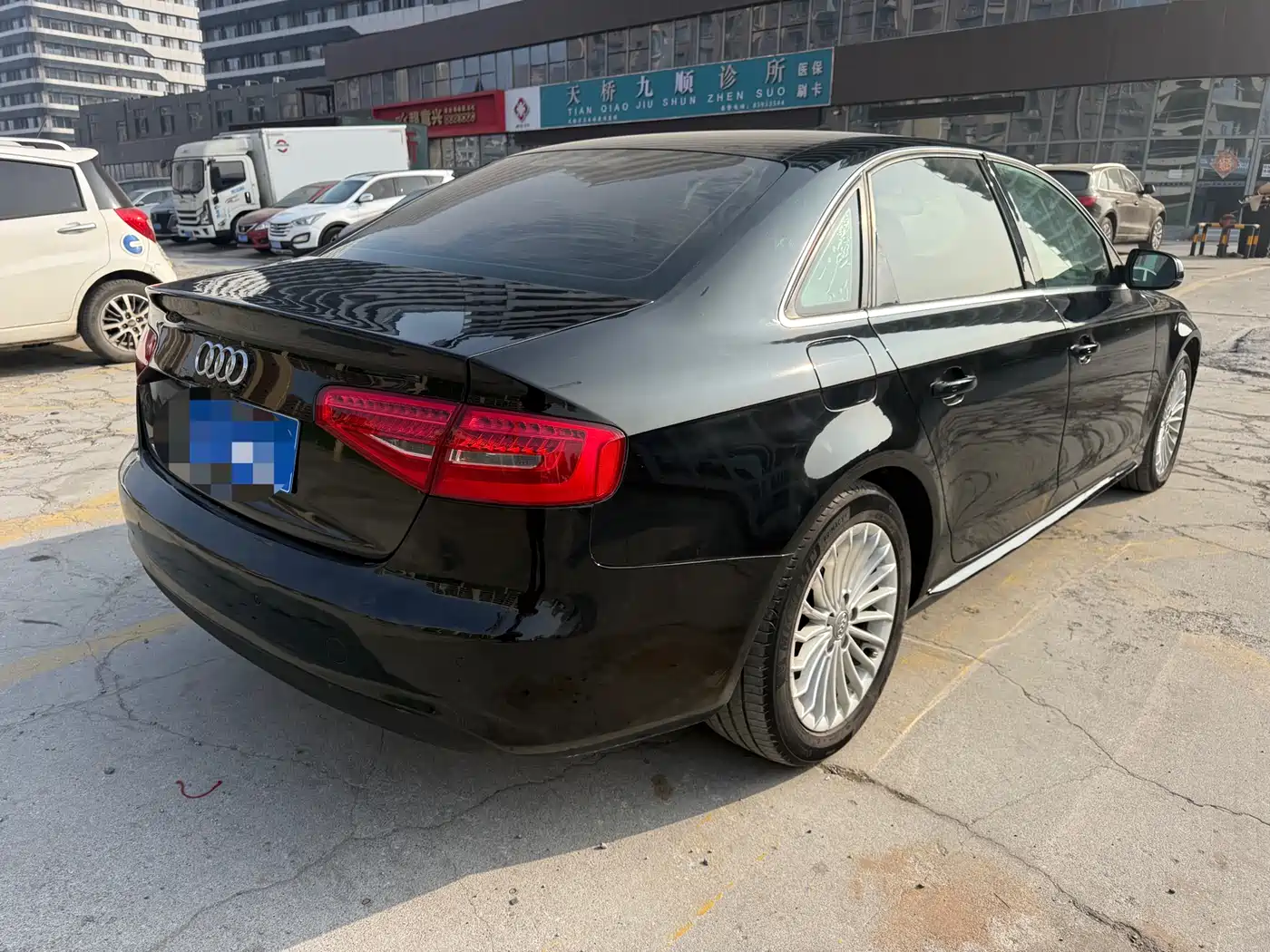 Audi A4L 2015 35 TFSI Auto Comfort фото 5