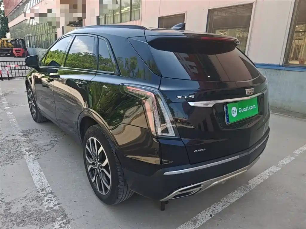 CADILLAC XT5