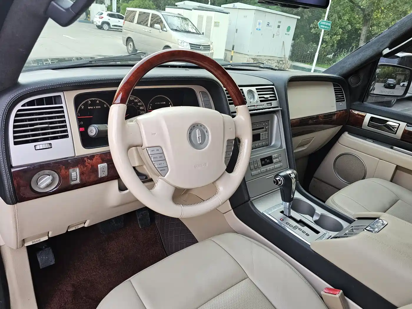 Lincoln Navigator 2007 2005 5.4L