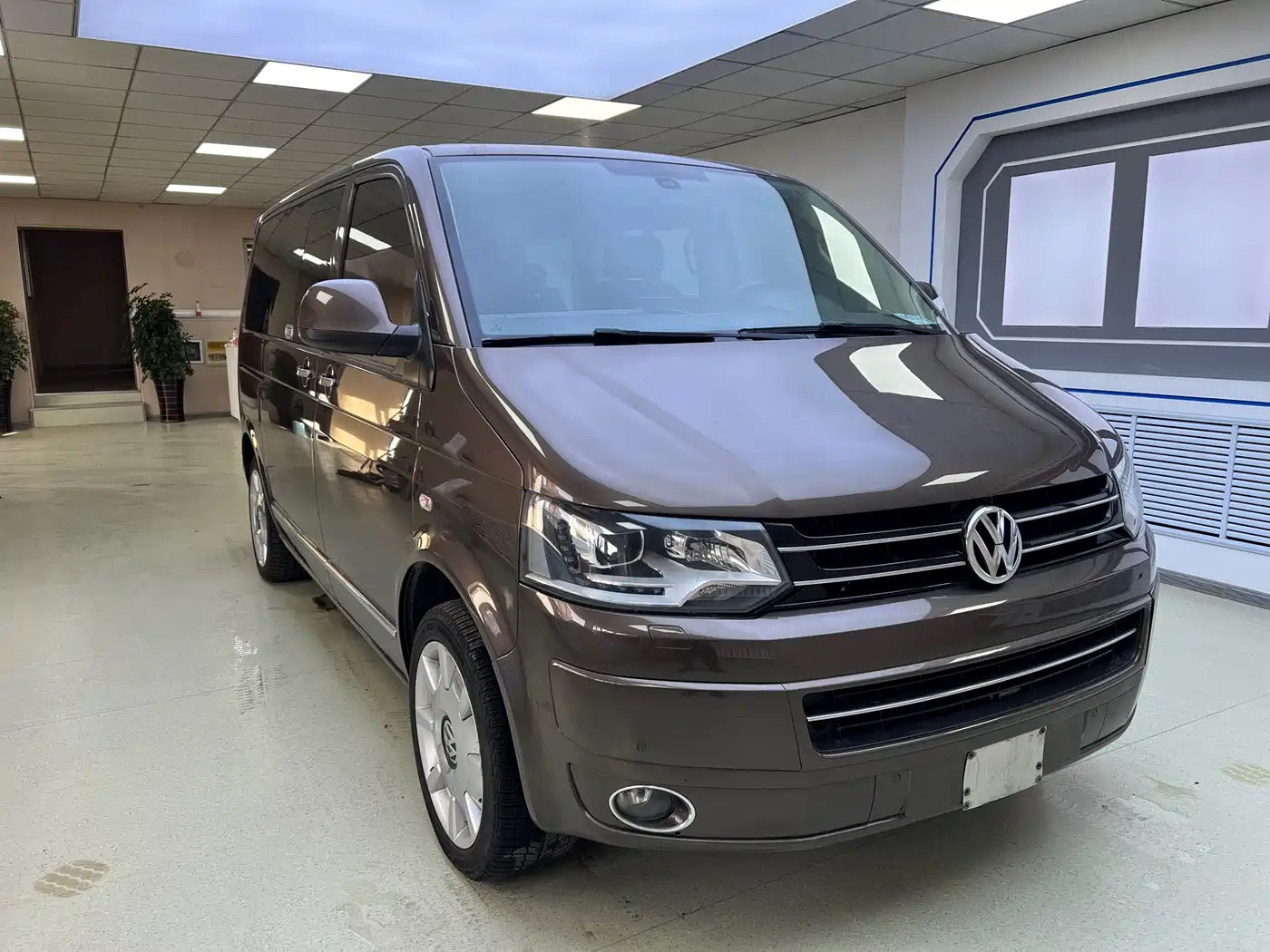 Volkswagen Multivan 2016 2.0TSI 2WD Comfort 7-Seater фото 3