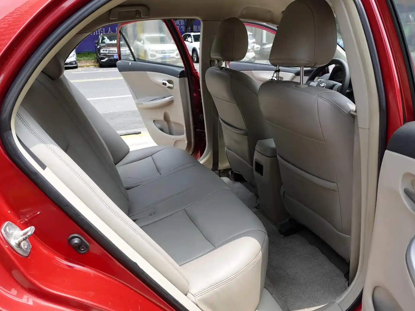 Toyota Corolla 2012 Styling Edition 1.6L Automatic GL фото 10