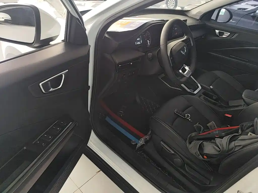 Wuling Motors Wuling Xingchi 2024 2022 1.5L CVT Fun Edition