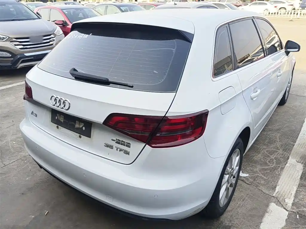 Audi A3 2014 Sportback 35 TFSI Automatic Progressive фото 7