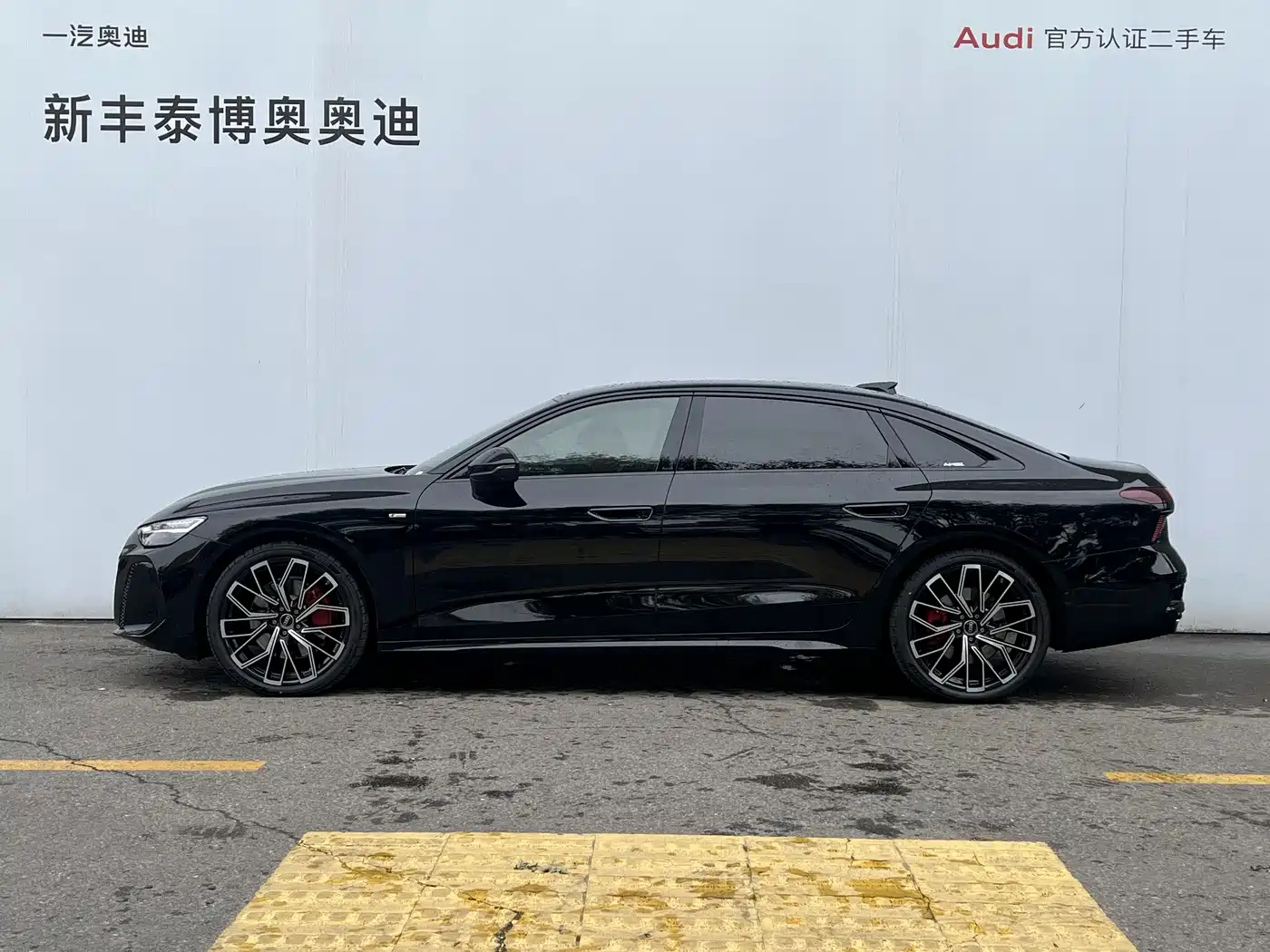 Audi A6L 2026 Model 3.0T Sport Edition фото 3