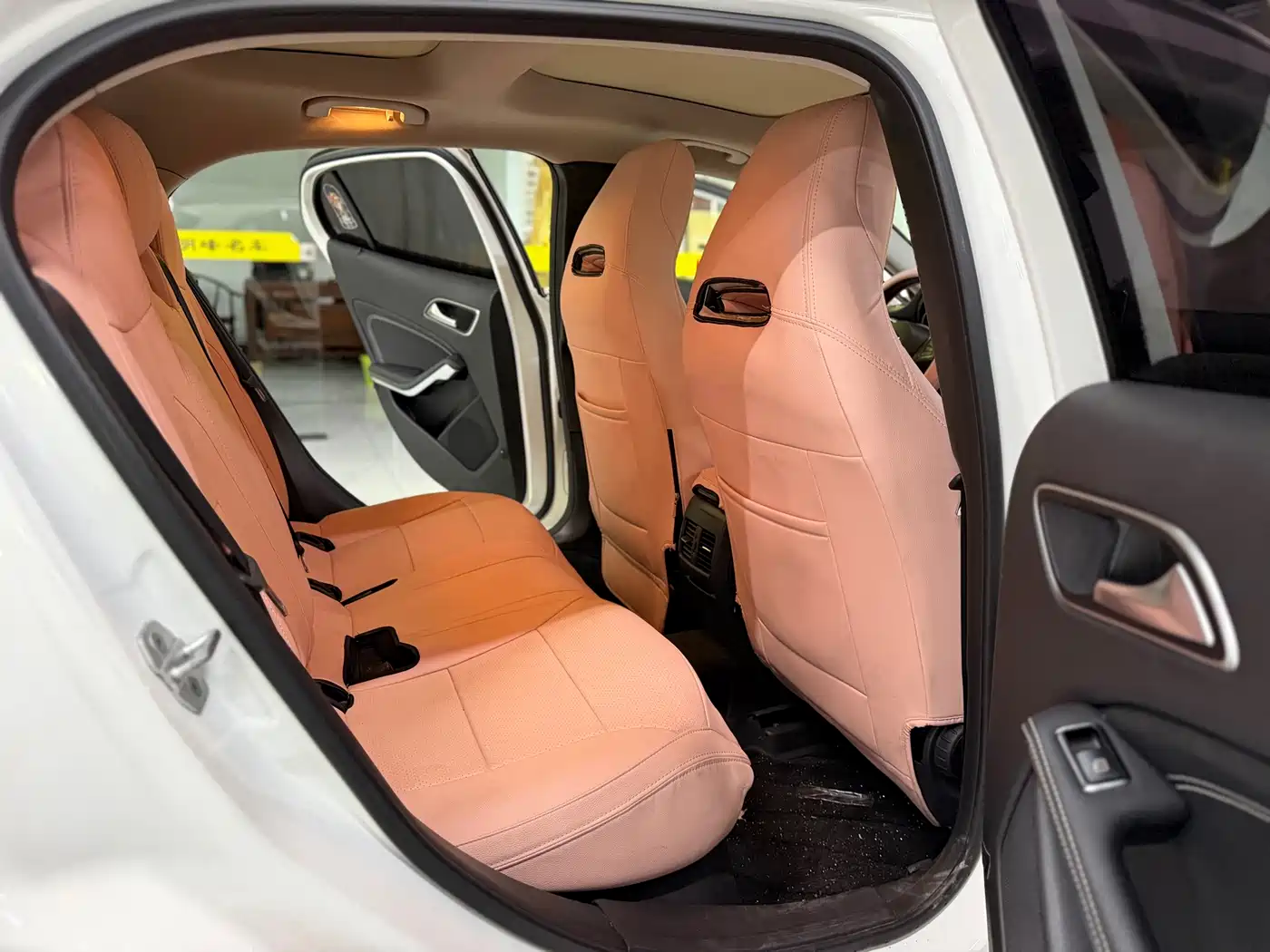 Mercedes-Benz GLA 2016 GLA 220 4MATIC Fashion фото 9