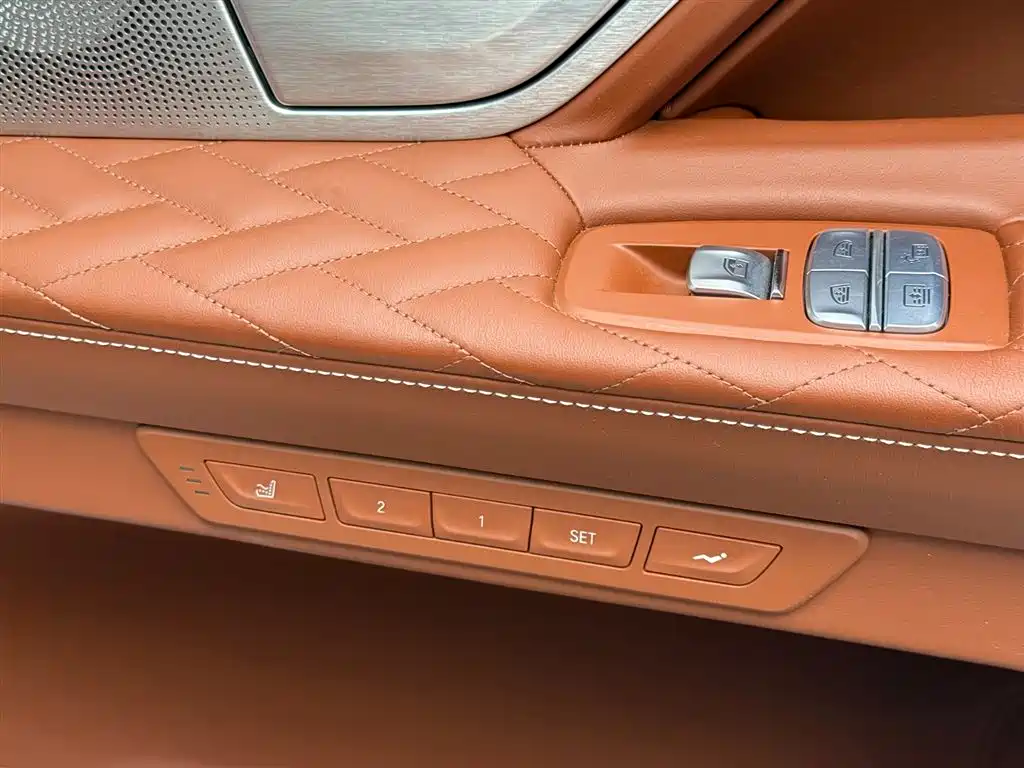 BMW 7 Series 2019 Facelift 740Li xDrive Executive Luxury Package фото 13