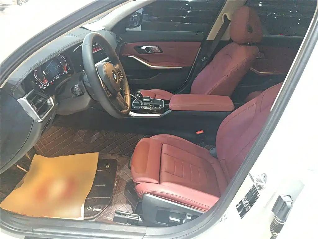 BMW 3-SERIES