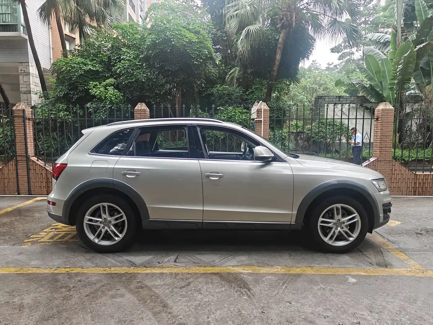 Audi Q5 2017 Plus 40 TFSI Technology фото 8