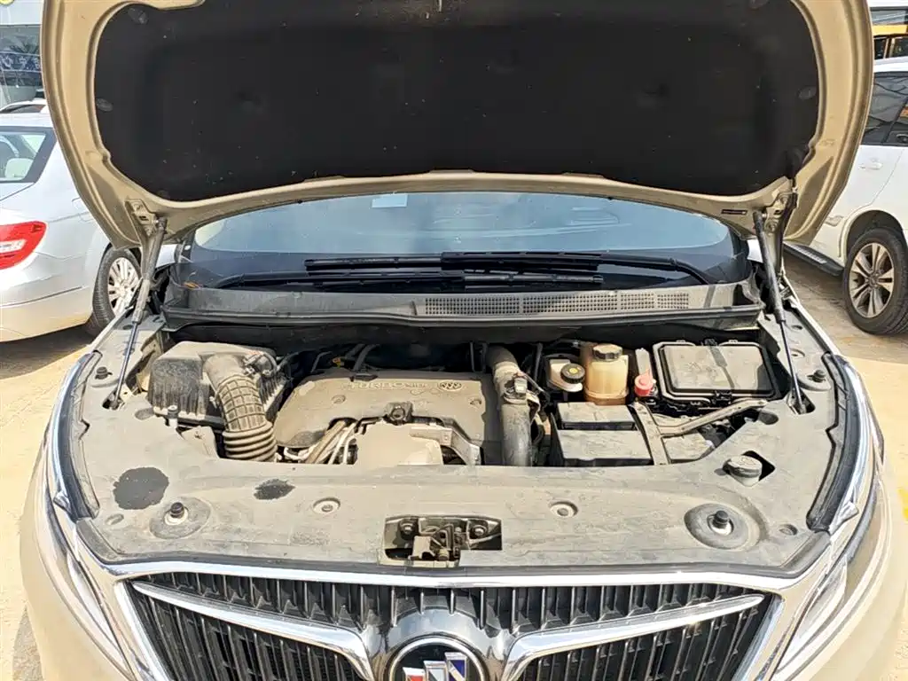 Buick GL8 2017 ES 28T Flagship China V фото 16