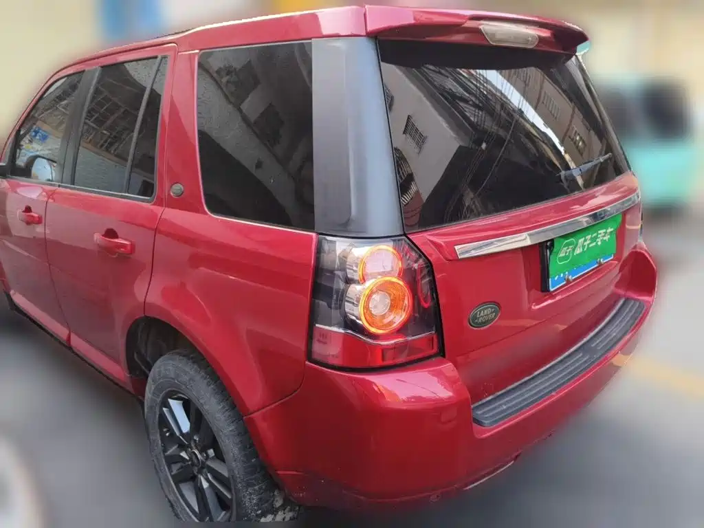 Land Rover Freelander 2 2014 2014 2.0T Si4 SE Gasoline Edition