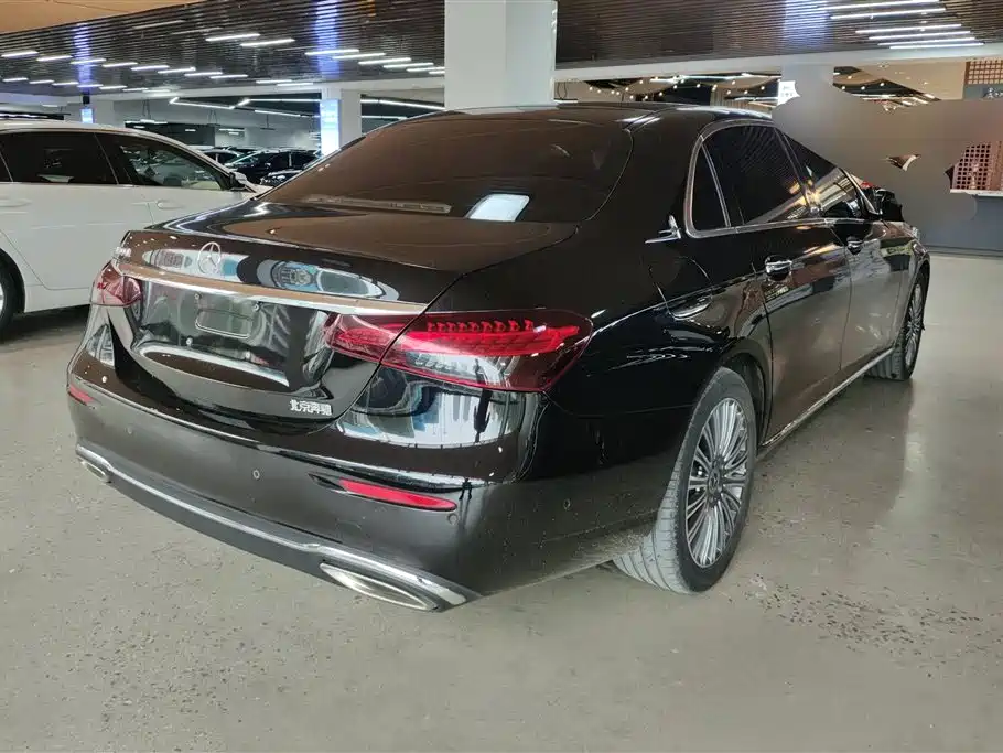 Mercedes-Benz E-Class 2022 E 300 L Luxury фото 3