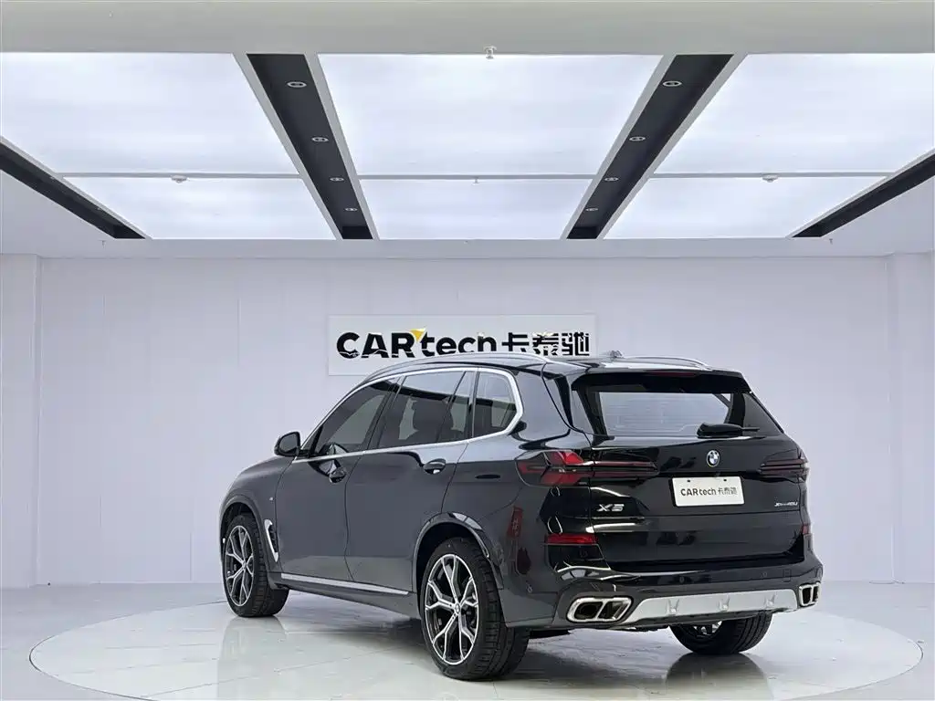 BMW X5 2023 xDrive 30Li Premium M Sport Package фото 7