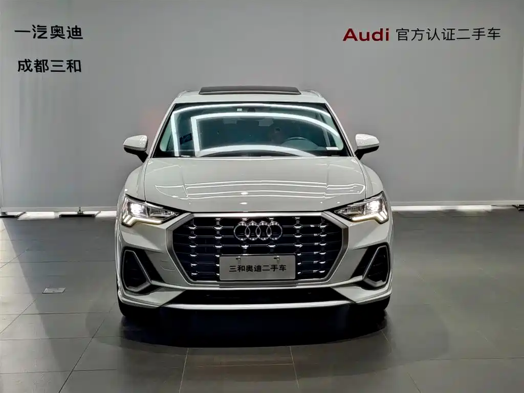 Audi Q3 2019 40 TFSI Fashion Dynamic фото 2