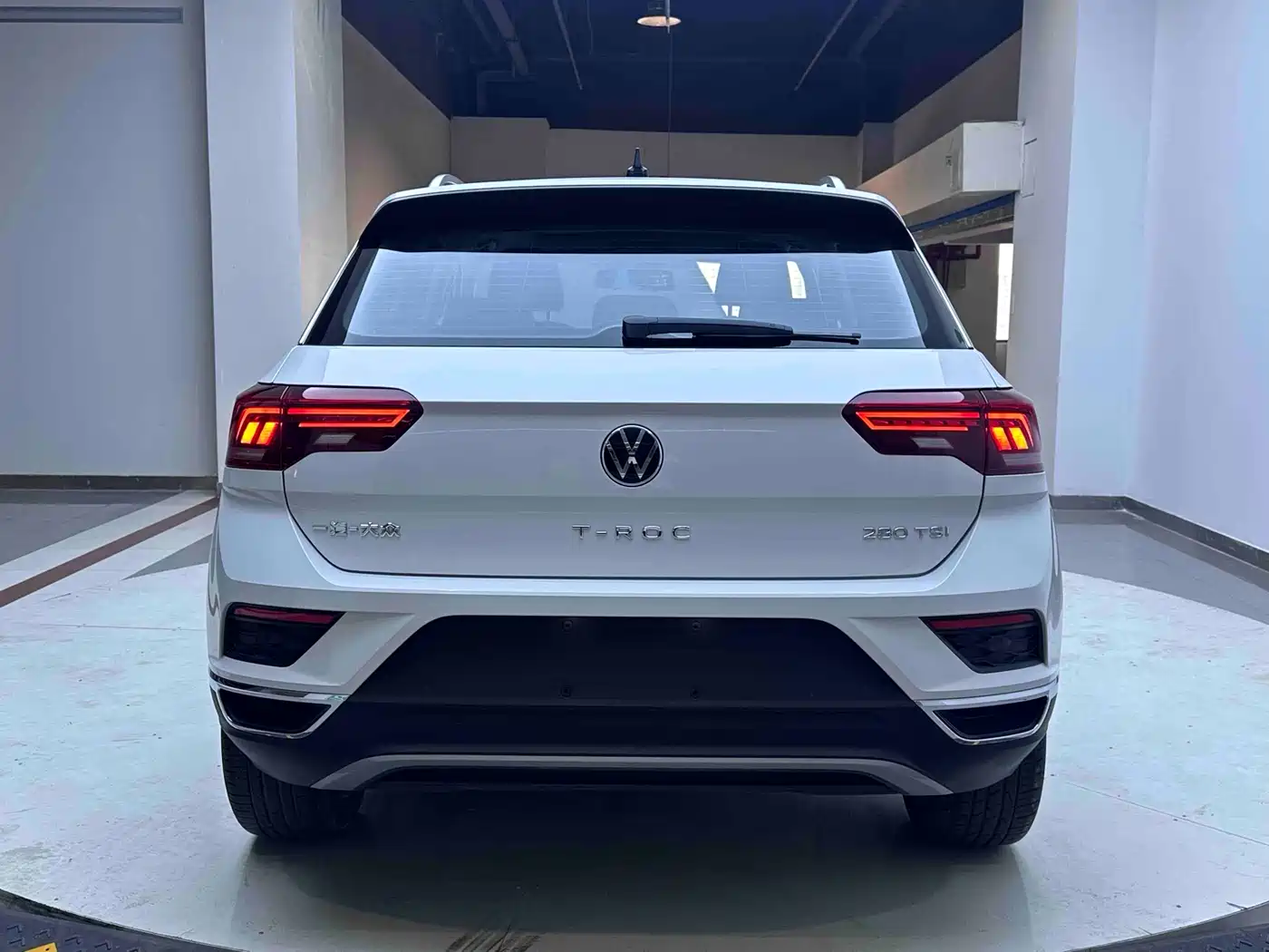Volkswagen T-ROC 2022 280TSI DSG 2WD Comfort PLUS фото 5