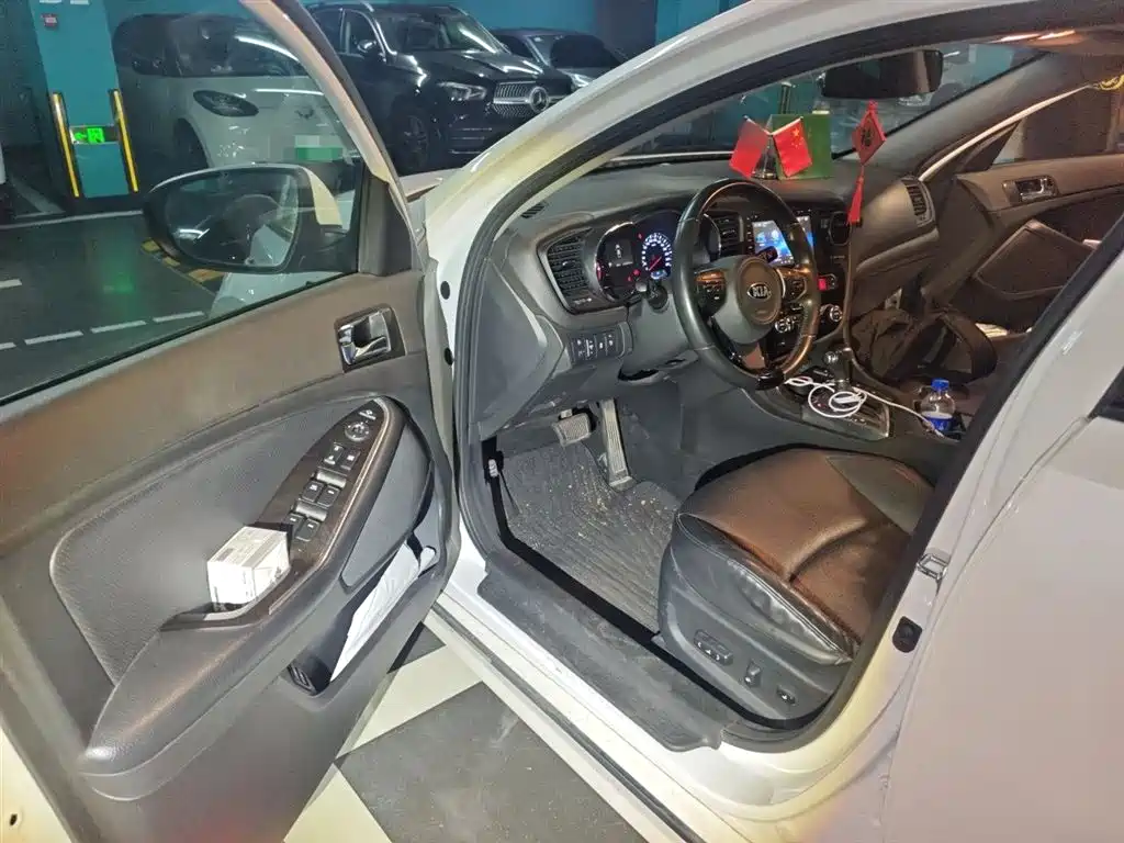 Kia K5 2014 2.0L Automatic LUXURY фото 12