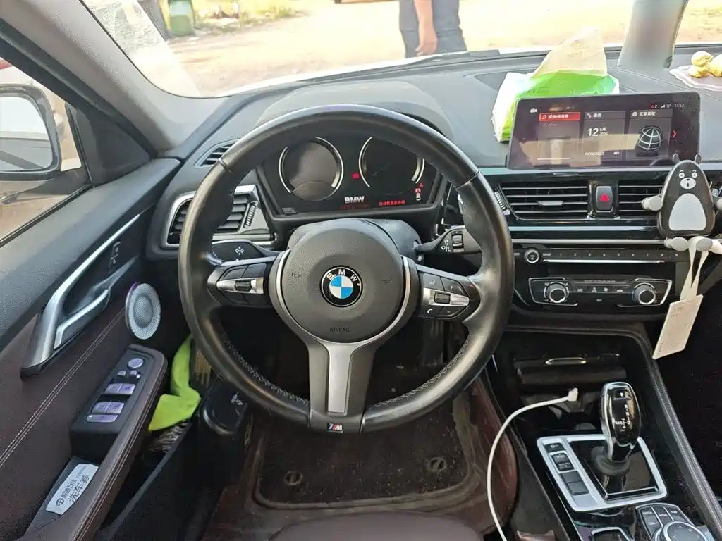 BMW 1 Series 2021 125i M Sport Black Night Edition фото 11