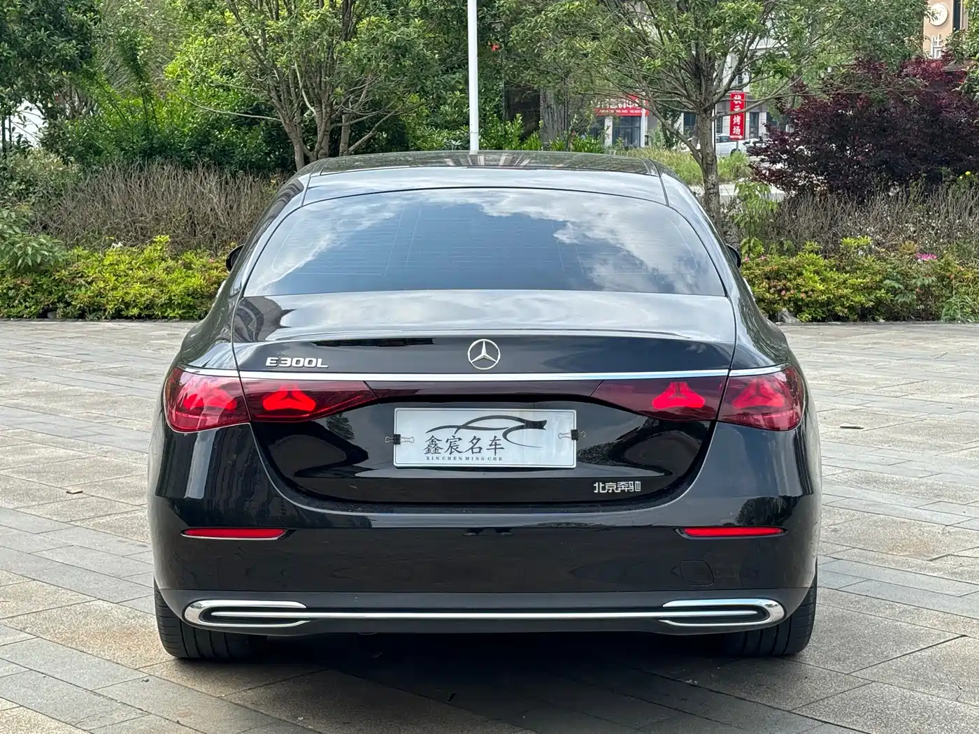 Mercedes-Benz E-Class 2024 E 300 L Fashion фото 9