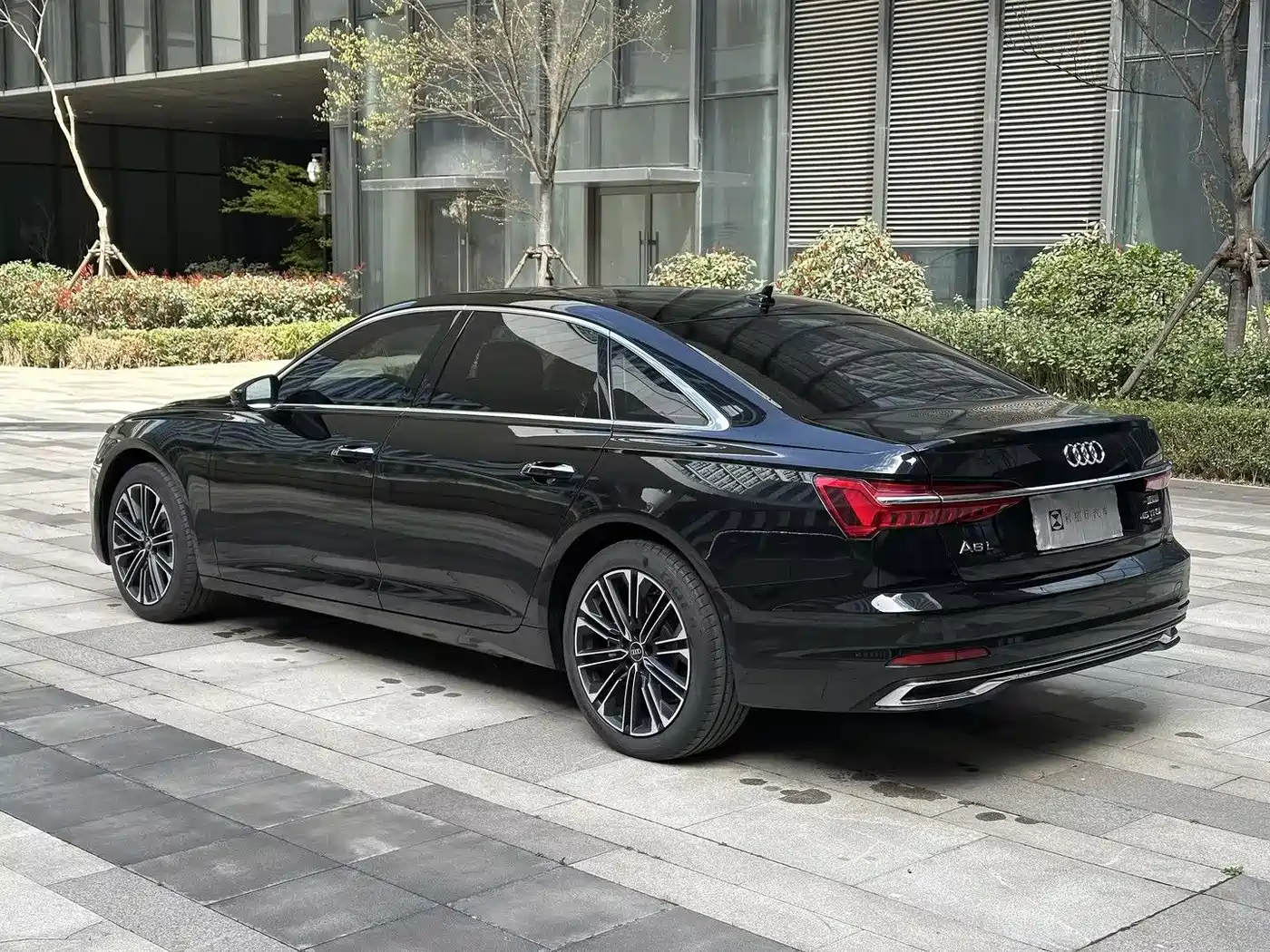 Audi A6L 2024 45 TFSI quattro Premium Elegance фото 5