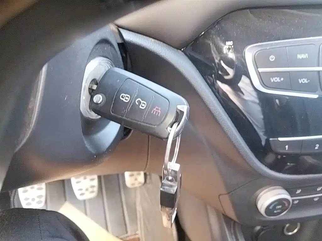 Haval H1 2016 Facelift Blue Label 1.5L Manual Luxury фото 9