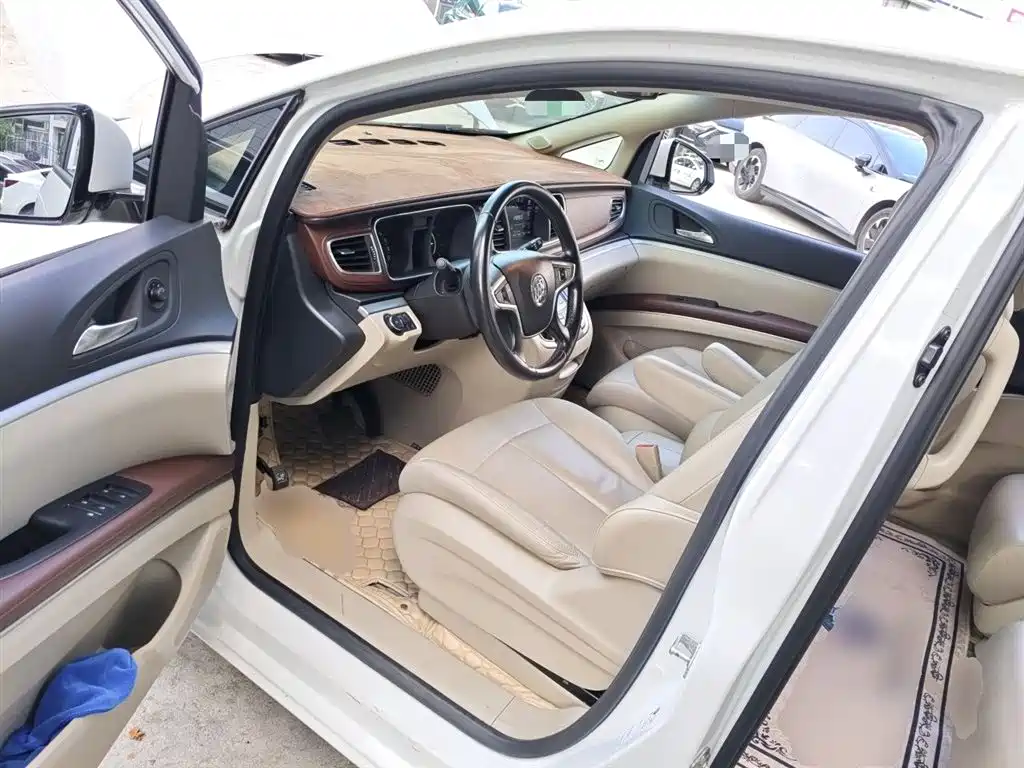 Buick GL8 2018 28T Luxury Model China VI фото 12