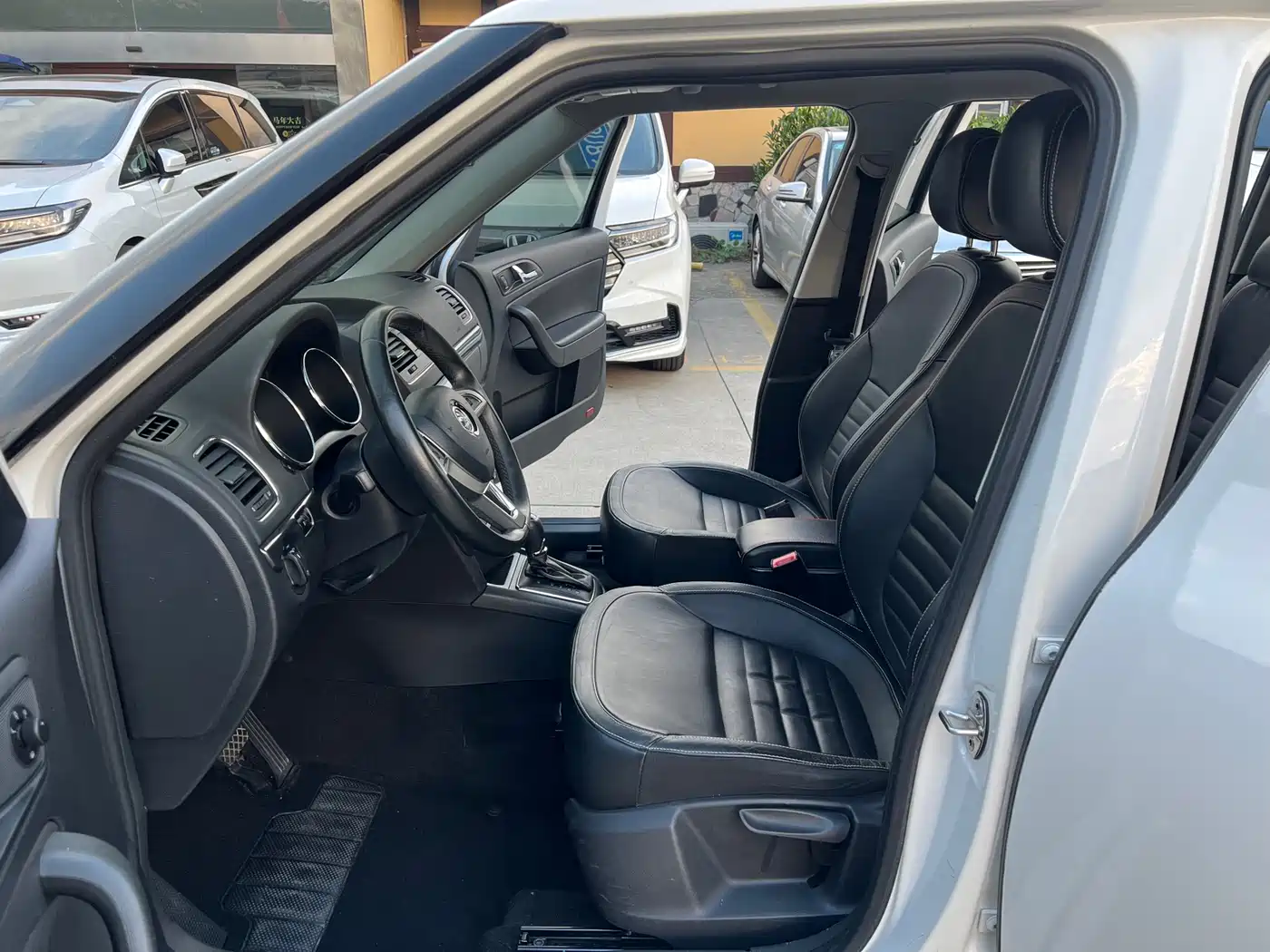 Škoda Yeti 2017 TSI280 DSG Brothers Edition фото 4