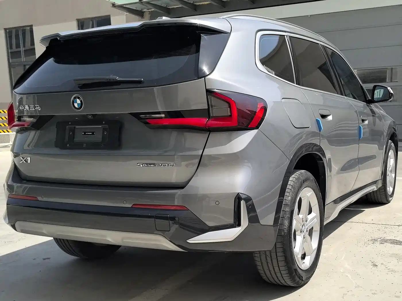 BMW X1 2023 sDrive20Li X Design Package фото 9