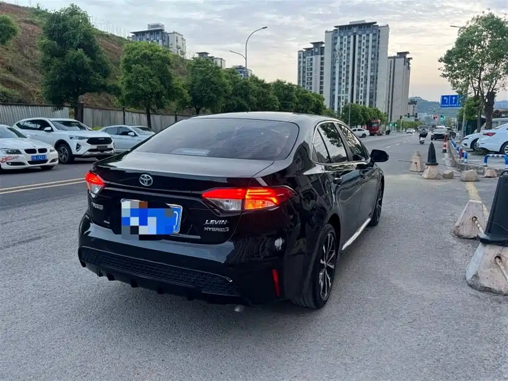 Toyota Levin 2022 Dual Engine 1.8H E-CVT Sport Edition фото 7