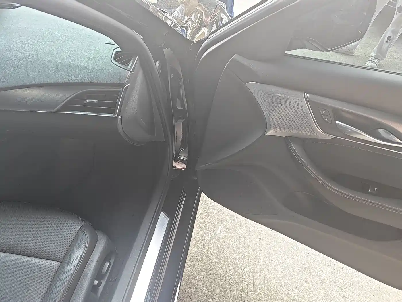 Cadillac CT5 2022 28T Luxury Edition фото 6