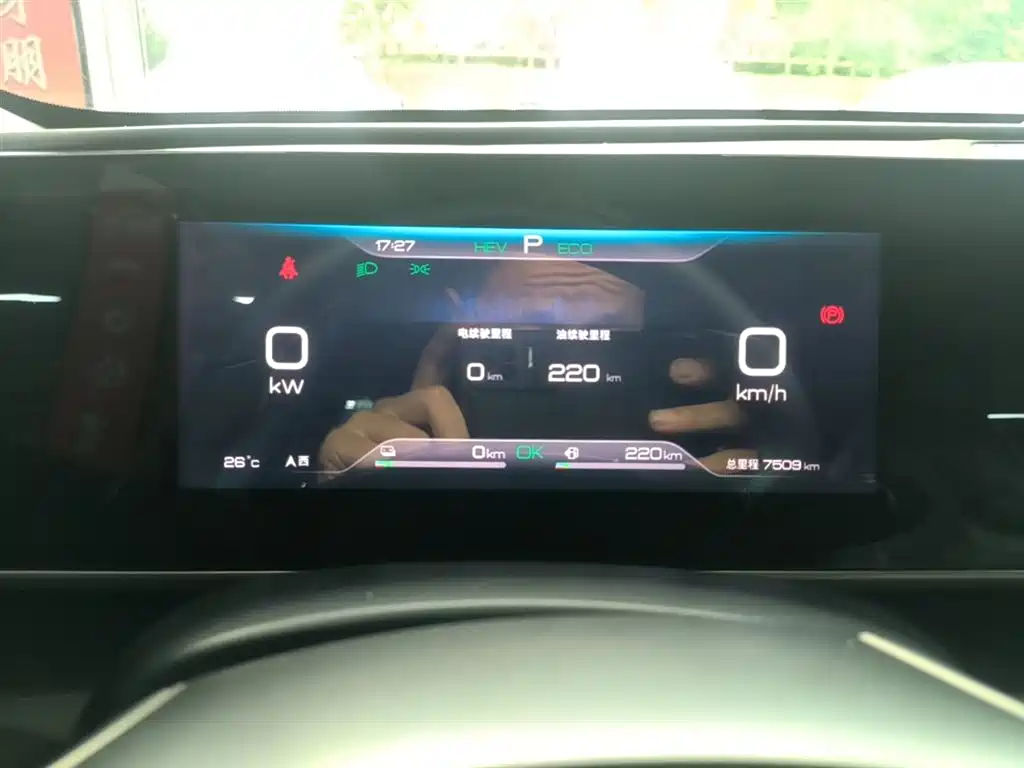 BYD Qin L 2024 DM-i 80KM Superior фото 12