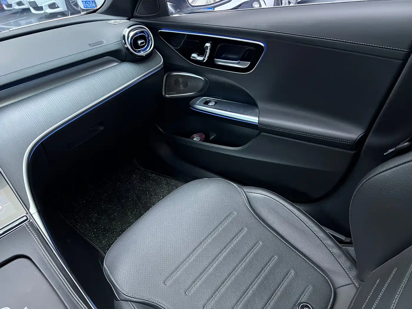 Mercedes-Benz C-Class 2023 C 260 L Sport фото 10