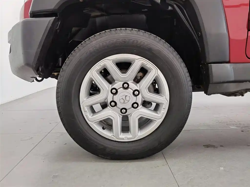 BAIC ORV Beijing Offroad BJ40 2016 Model 40L 2.3T Automatic 2WD Premium фото 17