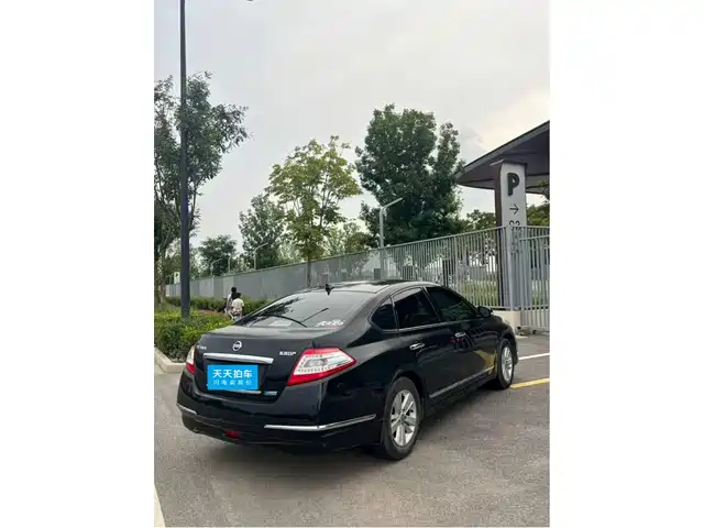 Nissan Teana 2011 2.0L XL Comfort Edition — фото 2