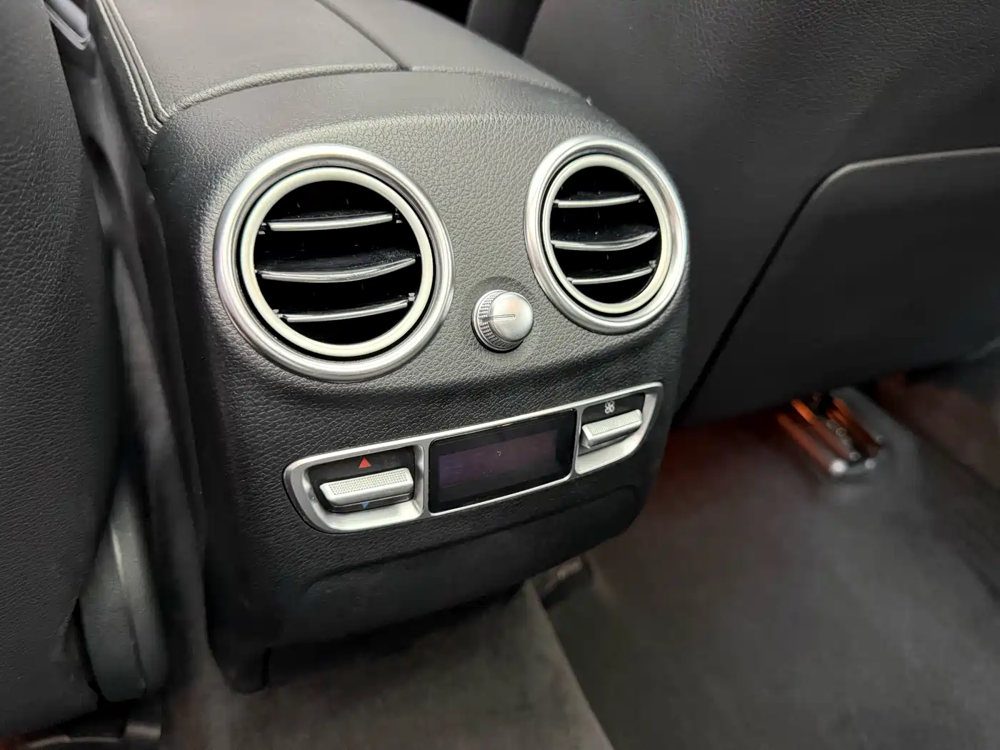 Mercedes-Benz GLC 2016 GLC 300 4MATIC Dynamic фото 26