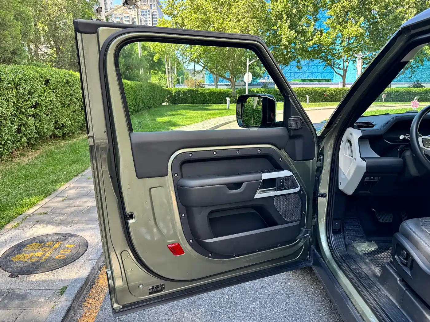 Land Rover Defender 2024 90 3.0T P400 HSE фото 7