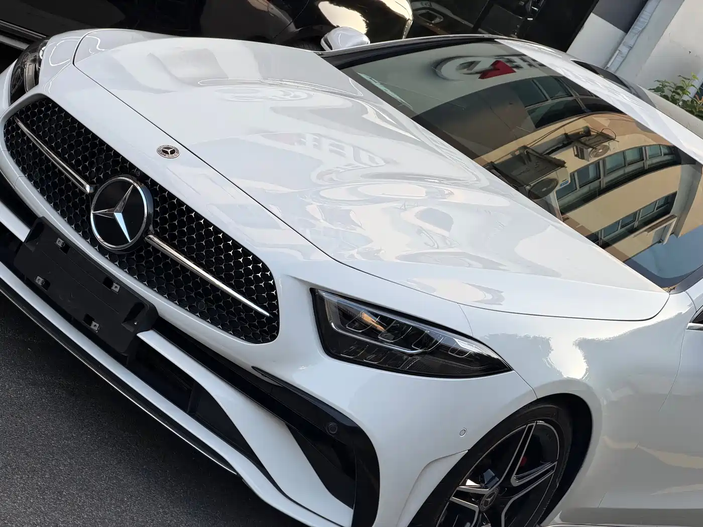 Mercedes-Benz CLS 2023 Facelift CLS 300 Luxury фото 8