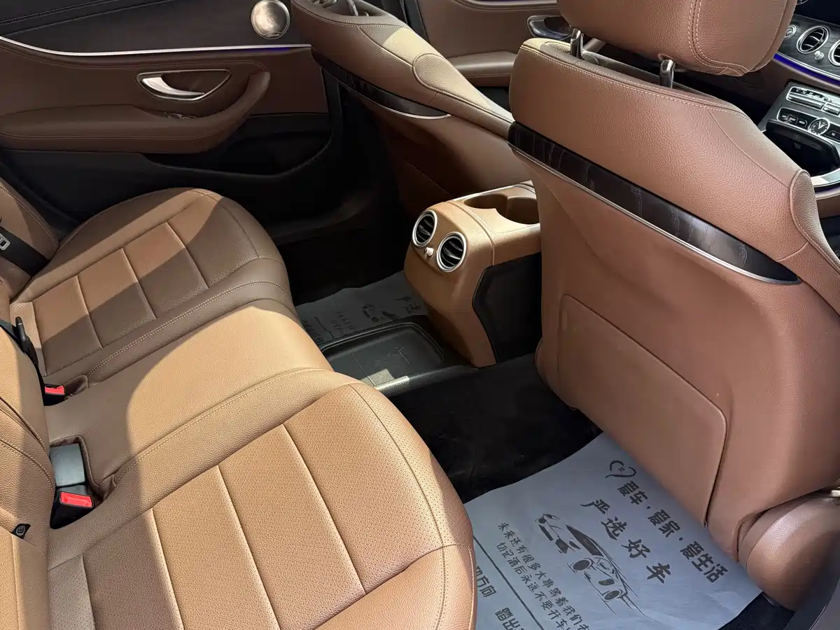 Mercedes-Benz E-Class 2020 Model E 260 L Sport фото 19